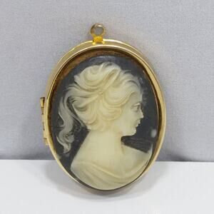 Vintage Lucite Cameo Locket Pendant, Hold Two Photos, 1960s Jewelry